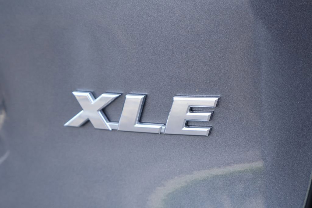 Certified 2022 Toyota RAV4 XLE w/ Convenience Package FWD image 19