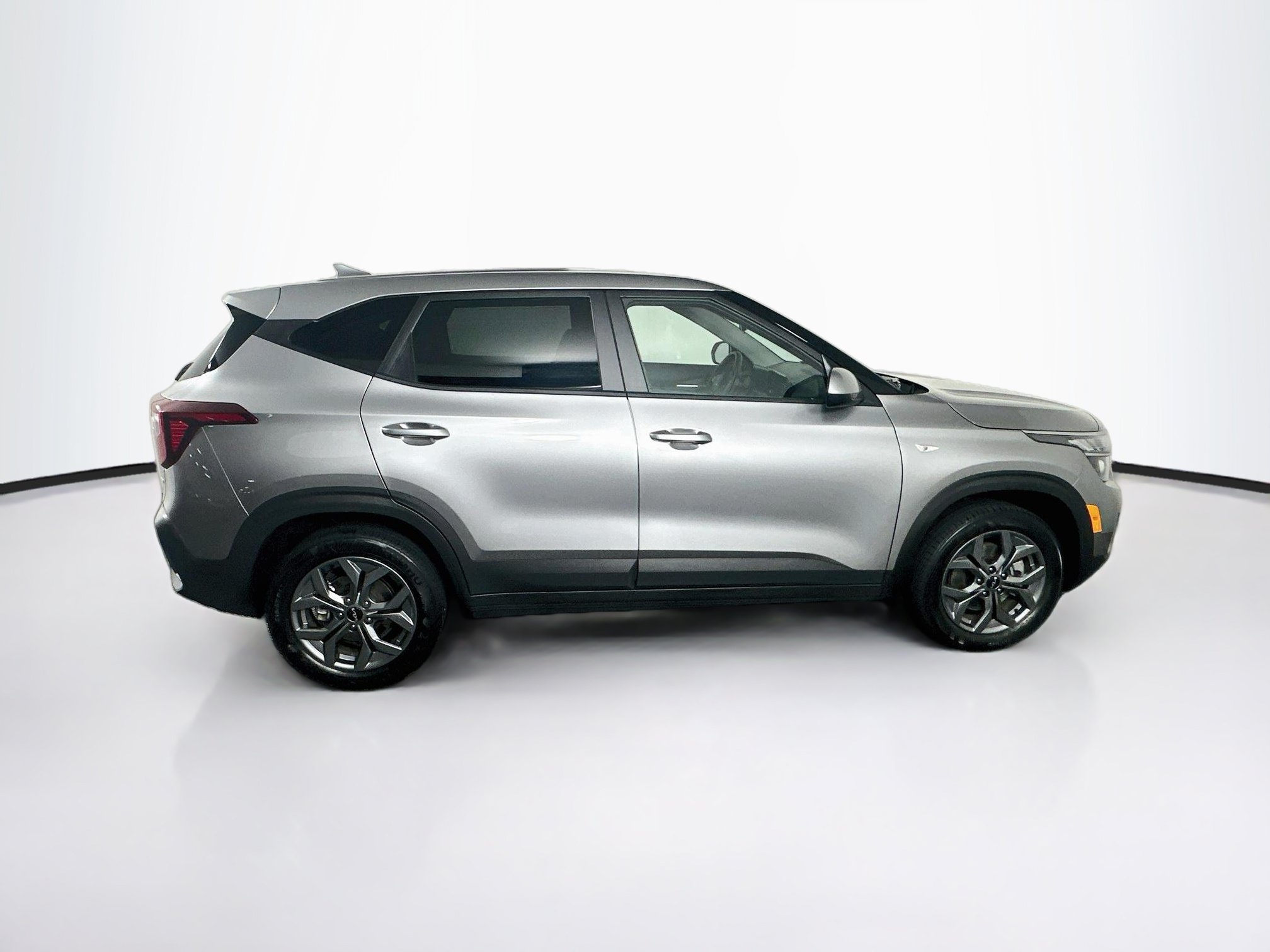 Used 2026 Kia Seltos LX AWD/4WD image 10