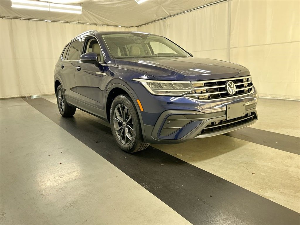 Certified 2022 Volkswagen Tiguan SE