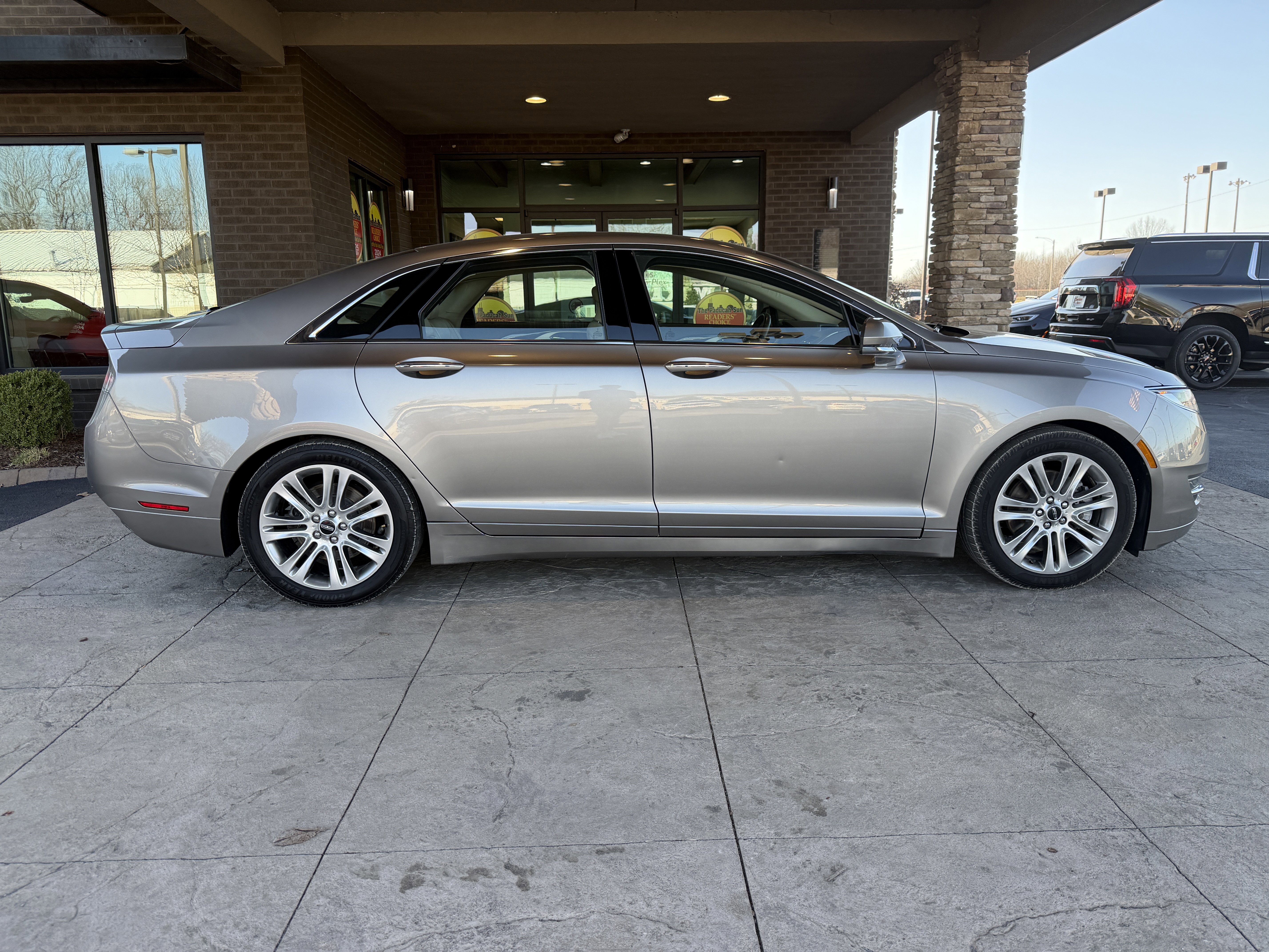Used 2016 Lincoln MKZ AWD w/ Equipment Group 200A Select image 5