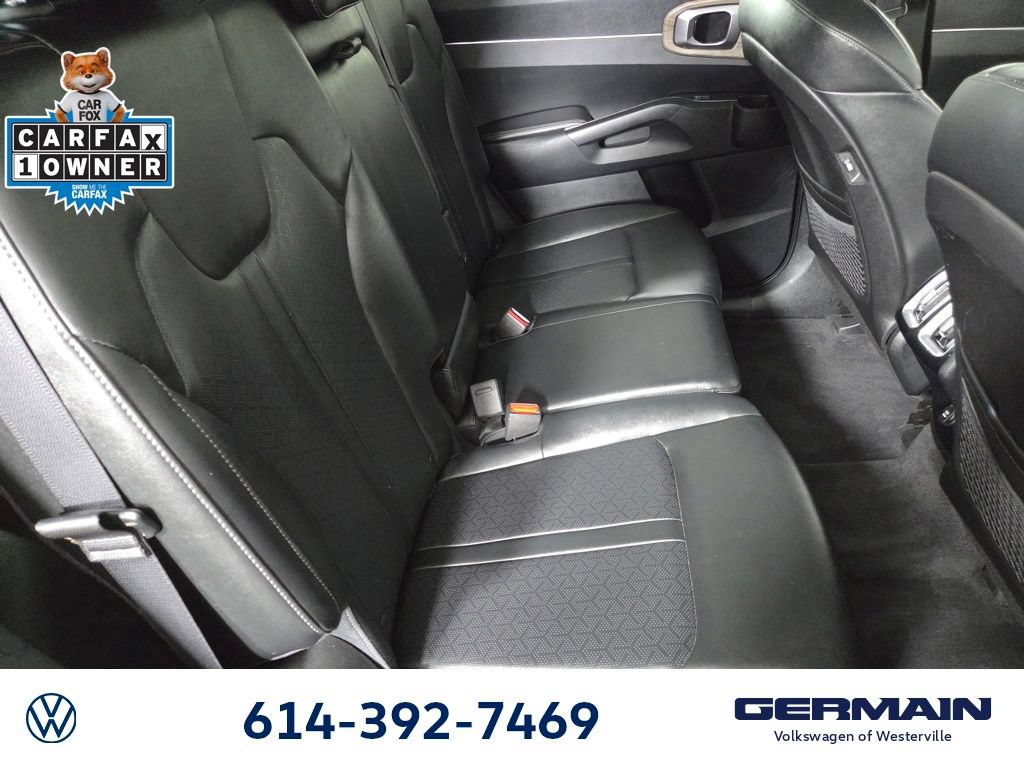 Used 2022 Kia Sorento S w/ Panoramic Sunroof Package AWD/4WD image 17