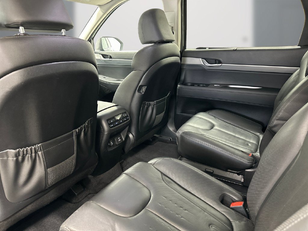 Used 2021 Hyundai Palisade SEL w/ Premium Package FWD image 15