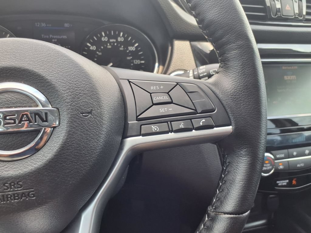 Used 2021 Nissan Rogue Sport SV FWD image 17