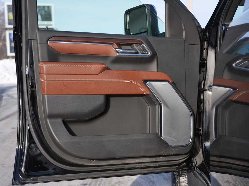 Used 2024 GMC Sierra 3500 Denali Ultimate image 14