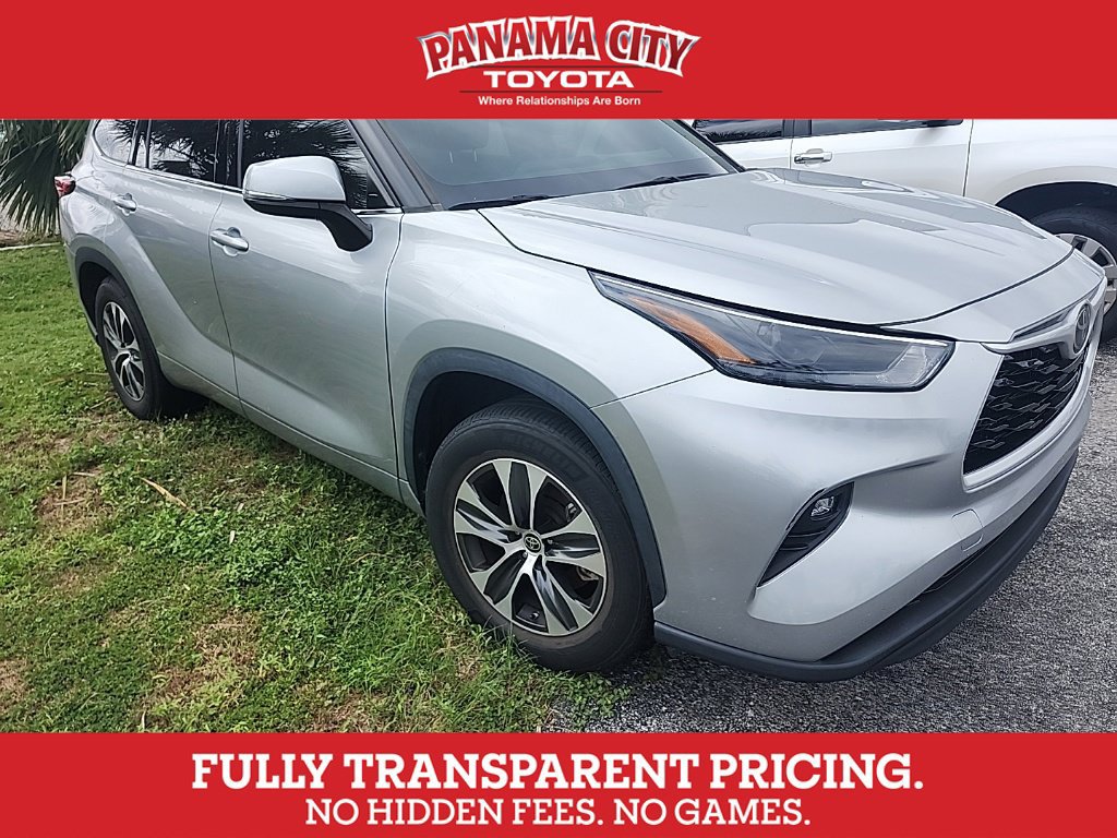Used 2022 Toyota Highlander XLE