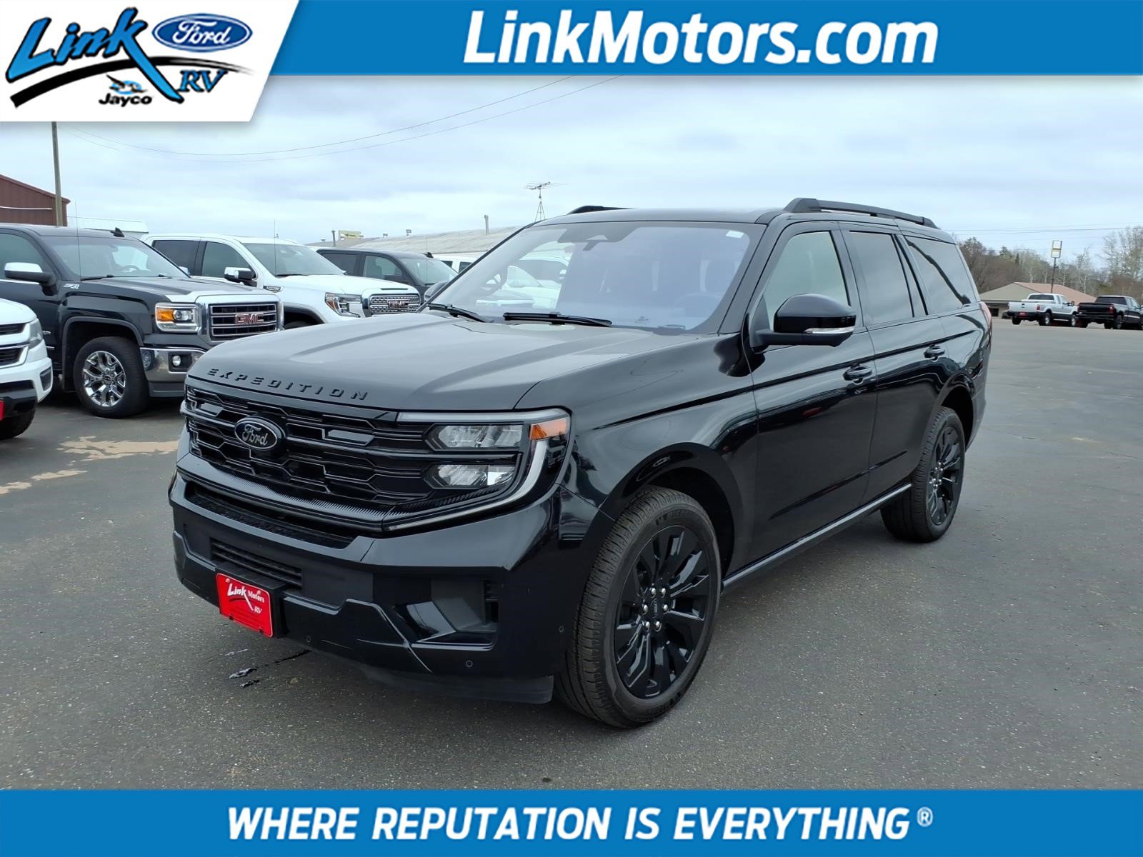 Used 2025 Ford Expedition Platinum w/ Stealth Appearance Package AWD/4WD image 1