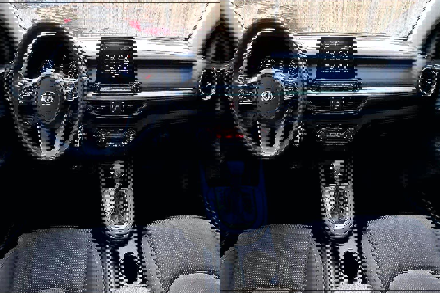 Used 2019 Kia Forte LXS image 16