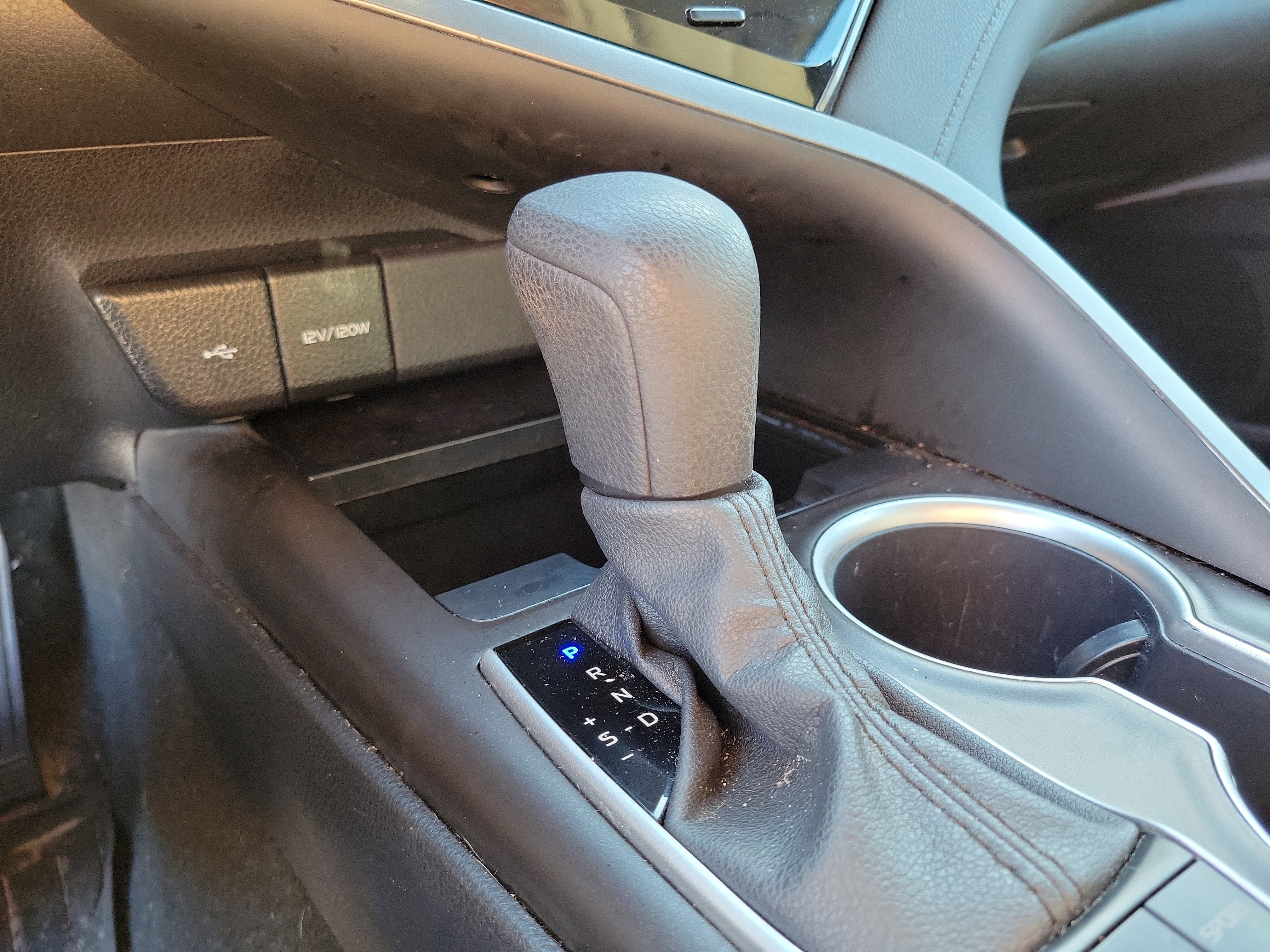 Used 2024 Toyota Camry LE image 29