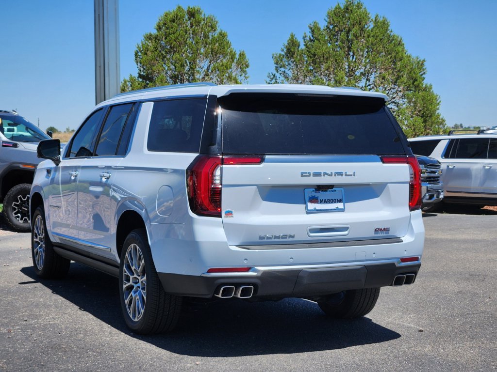 New 2026 GMC Yukon XL Denali w/ Denali Reserve Package AWD/4WD image 2