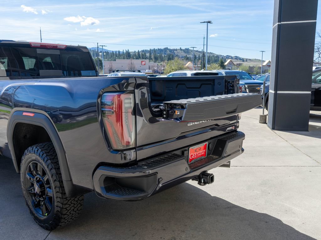 New 2026 GMC Sierra 3500 AT4 w/ AT4 Premium Plus Package AWD/4WD image 33