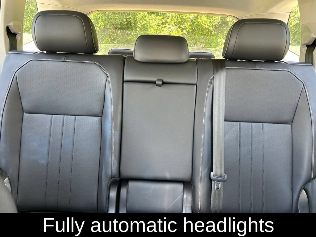 Certified 2023 Volkswagen Tiguan SE FWD image 13