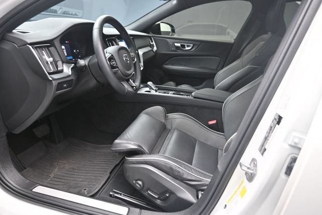 Certified 2024 Volvo S60 B5 Plus w/ Protection Package Premier AWD/4WD image 17