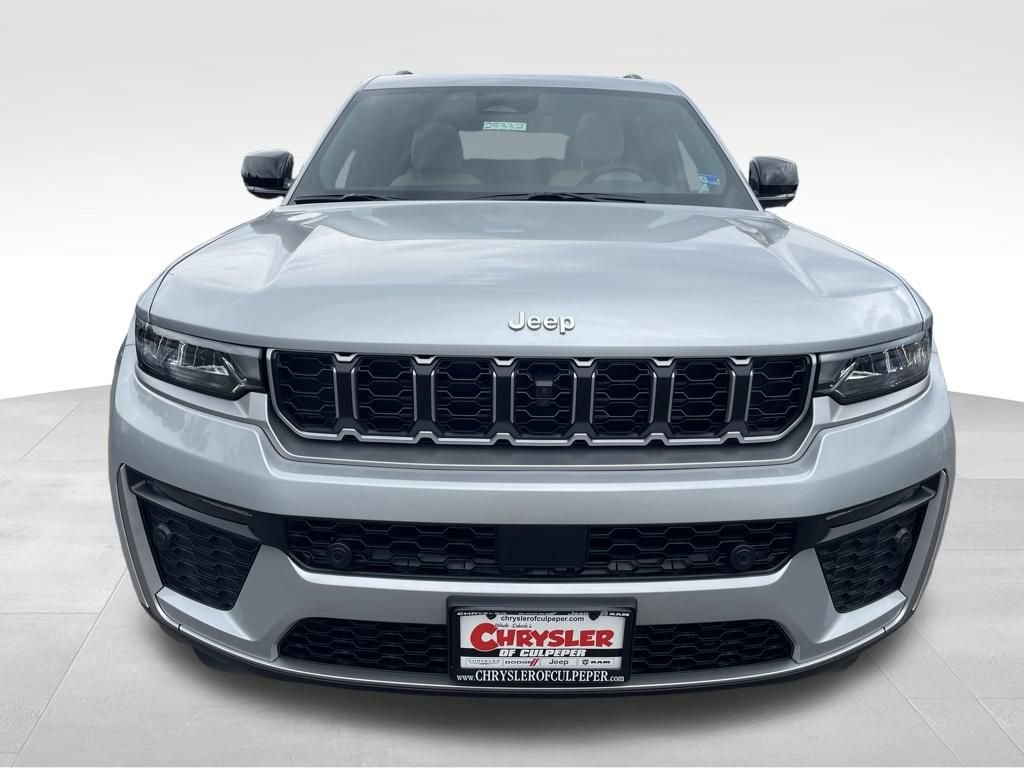 New 2026 Jeep Grand Cherokee L Limited w/ Luxury Tech Group II AWD/4WD image 23