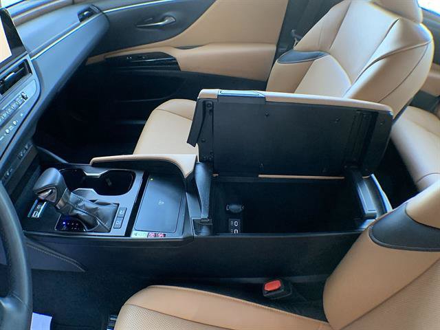 Certified 2025 Lexus ES 300h w/ Premium Package FWD image 21