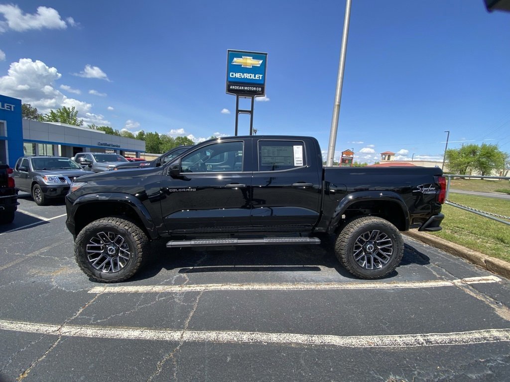 New 2025 Chevrolet Colorado Trail Boss image 2