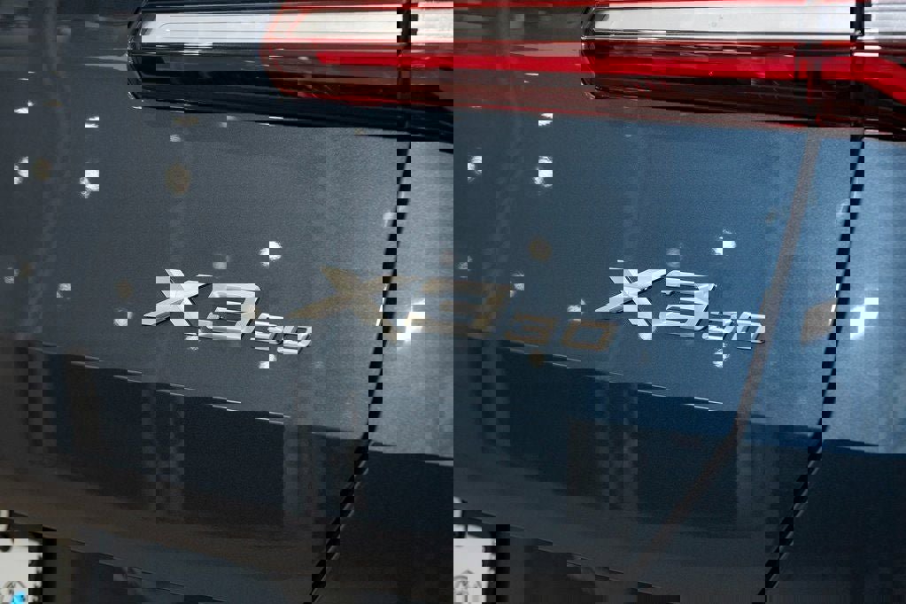 Used 2026 BMW X3 xDrive30 w/ Convenience Package AWD/4WD image 10