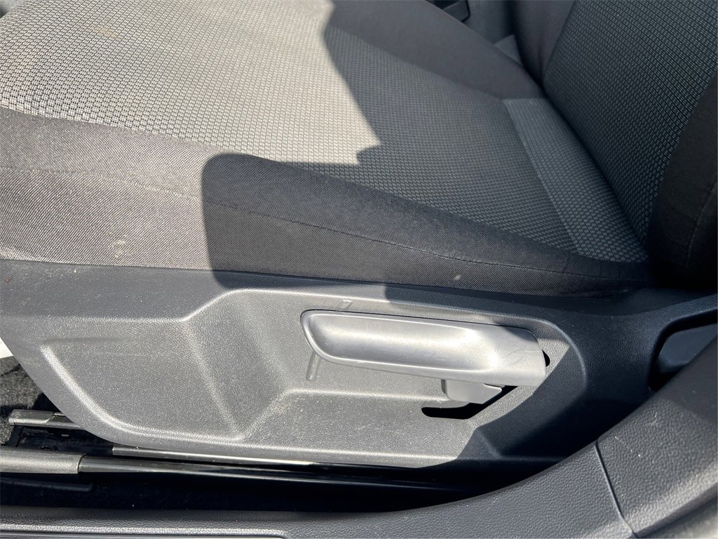 Used 2019 Volkswagen Jetta R-Line image 19