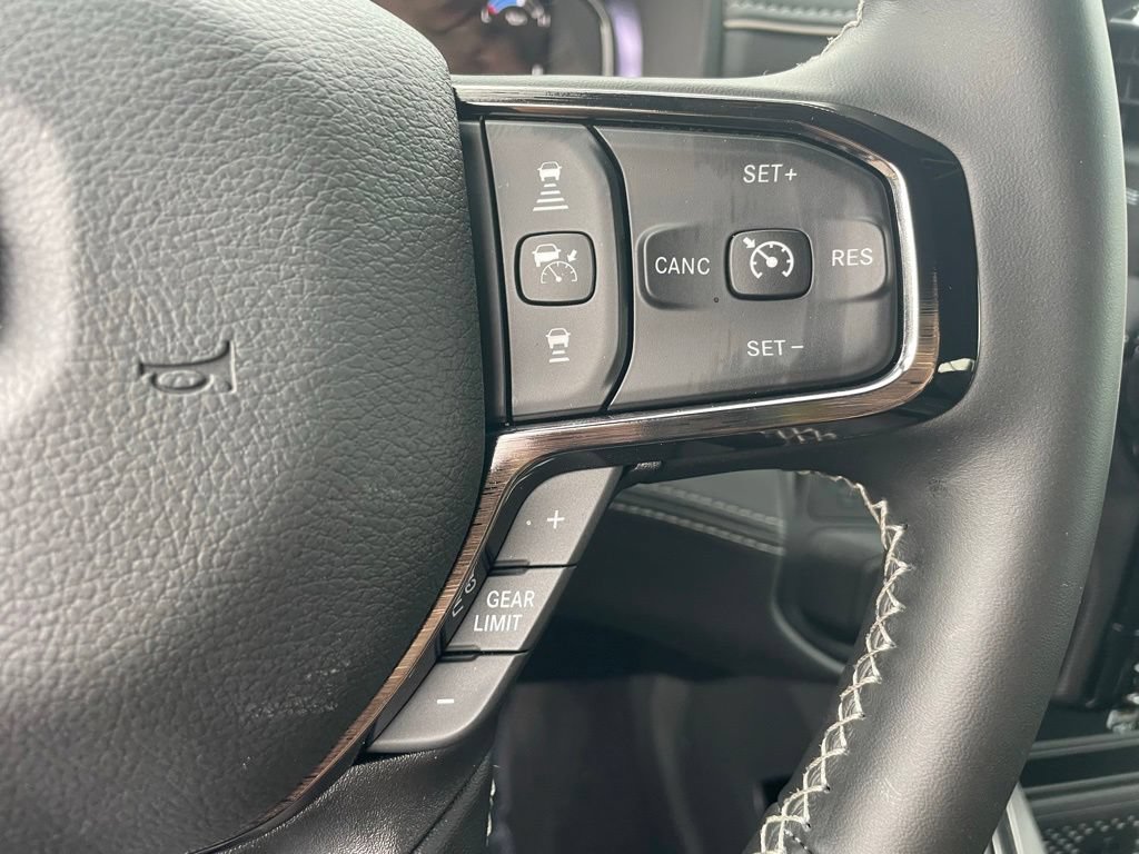 New 2026 RAM 2500 Limited AWD/4WD image 29