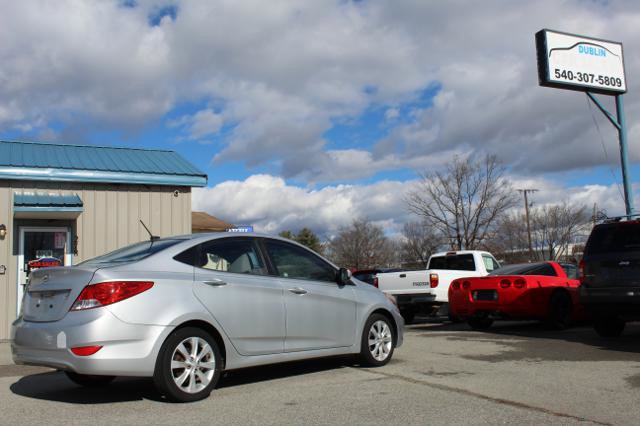 Used 2013 Hyundai Accent GLS w/ Premium Pkg