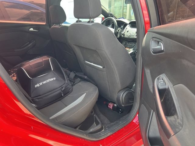 Used 2017 Ford Focus ST FWD image 7