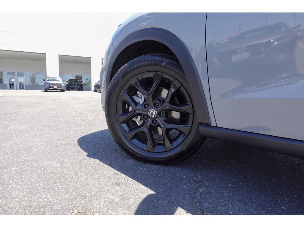 Used 2025 Honda HR-V Sport image 8