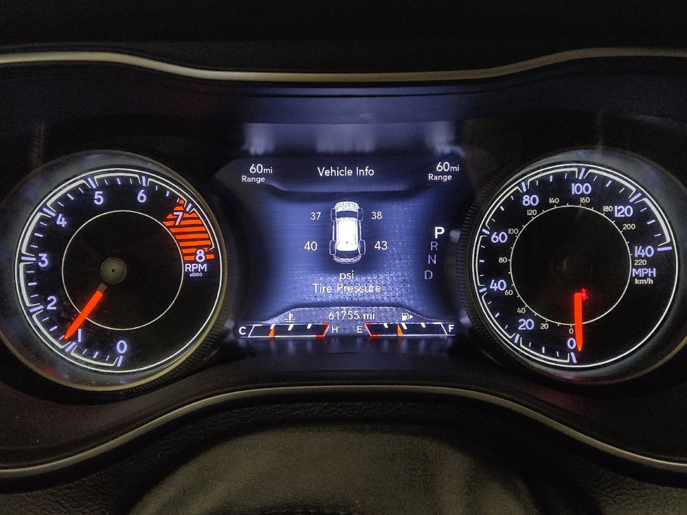 Used 2022 Jeep Cherokee Latitude Lux FWD image 23