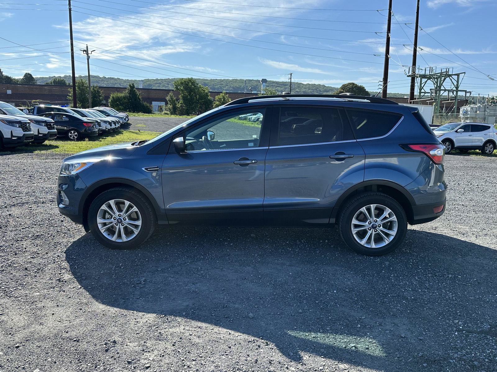 Used 2018 Ford Escape SEL w/ Ford Safe & Smart Package AWD/4WD image 5