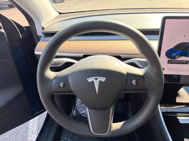 Used 2021 Tesla Model Y Long Range AWD/4WD image 23
