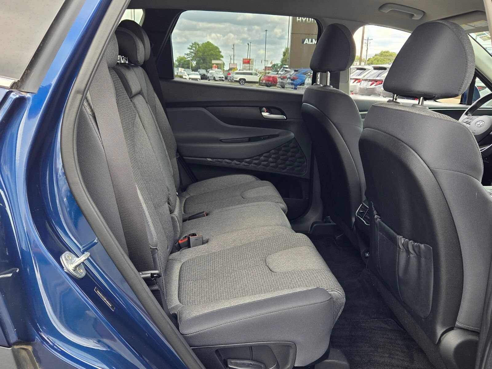 Used 2023 Hyundai Santa Fe SEL FWD image 16