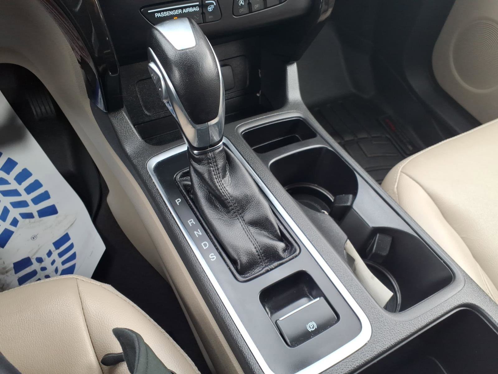 Certified 2018 Ford Escape Titanium w/ Ford Safe & Smart Package image 25