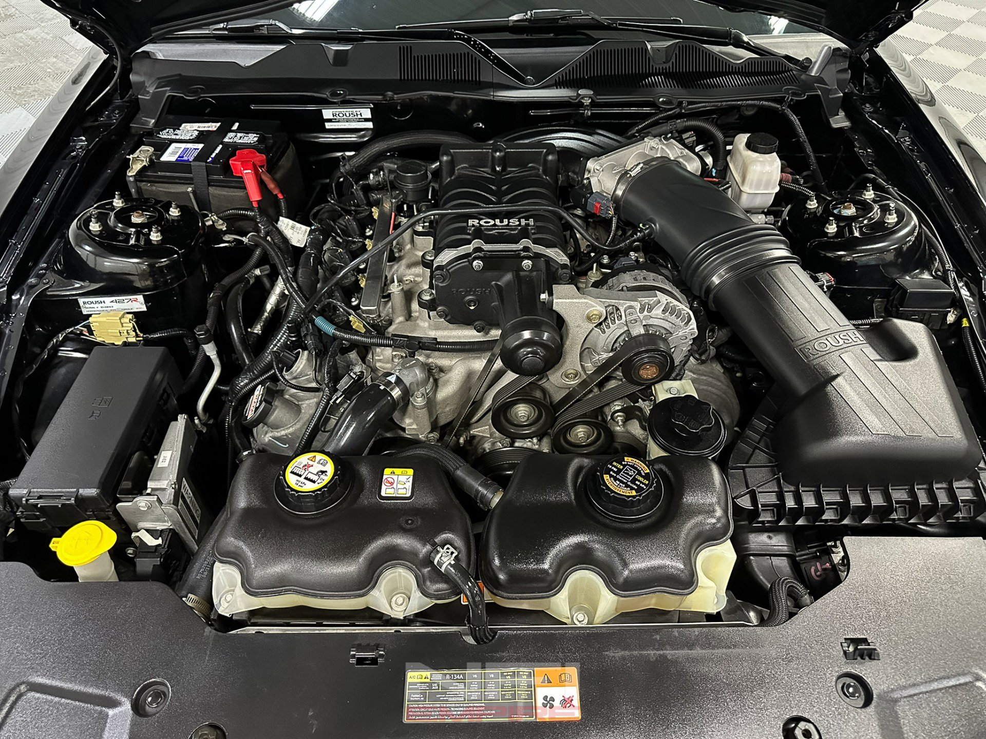 Used 2010 Ford Mustang GT image 45