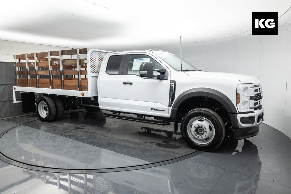 New 2025 Ford F550 4x4 SuperCab Super Duty