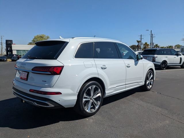 Used 2021 Audi Q7 3.0T Prestige w/ Prestige Package image 5