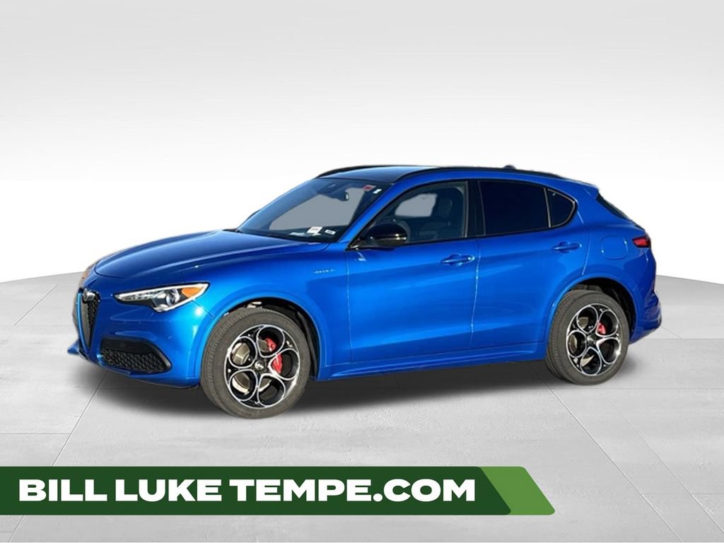 Used 2023 Alfa Romeo Stelvio Veloce AWD/4WD video 1