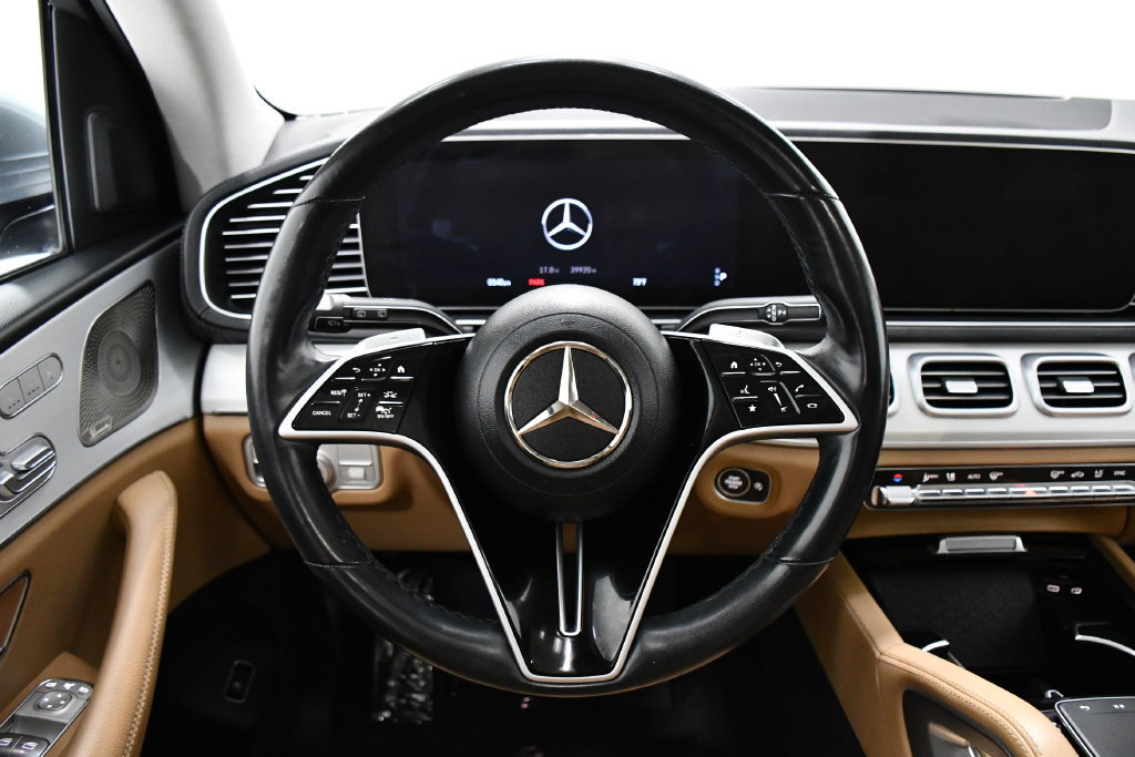 Certified 2024 Mercedes-Benz GLS 450 4MATIC w/ Exclusive Trim Package image 9