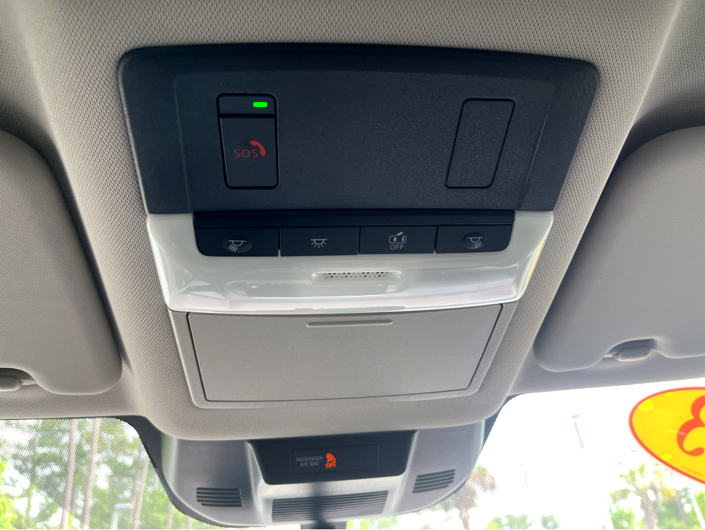 Used 2023 Nissan Rogue SV image 26