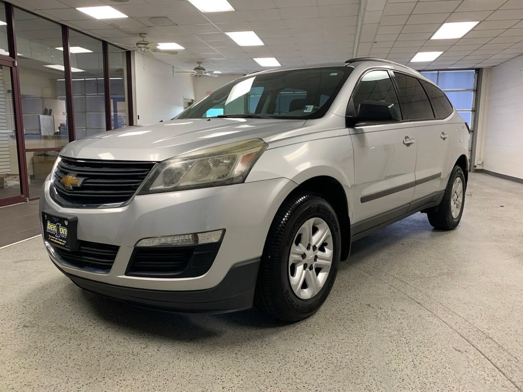 Used 2016 Chevrolet Traverse LS FWD image 4