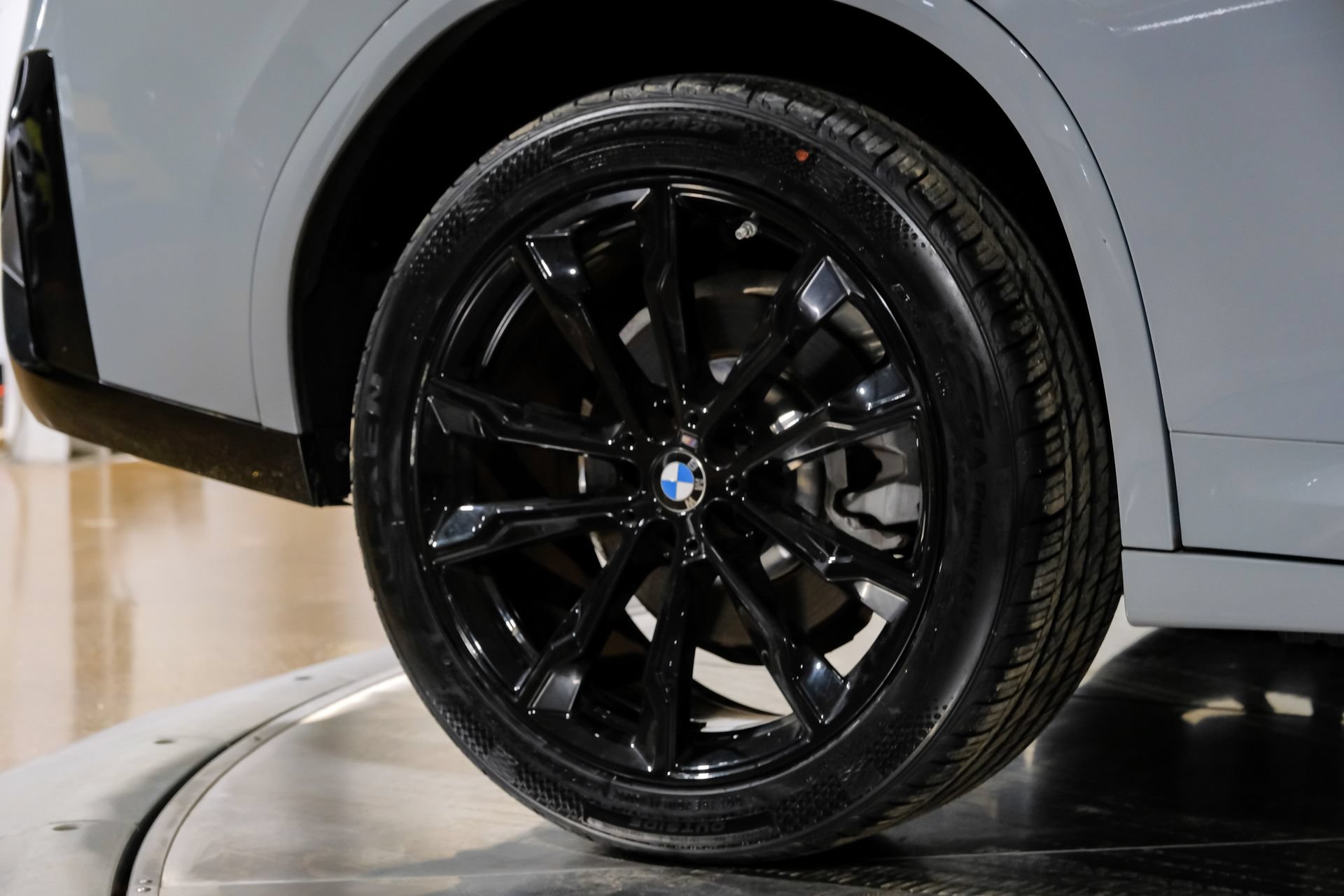 Used 2024 BMW X4 xDrive30i w/ M Sport Package AWD/4WD image 59