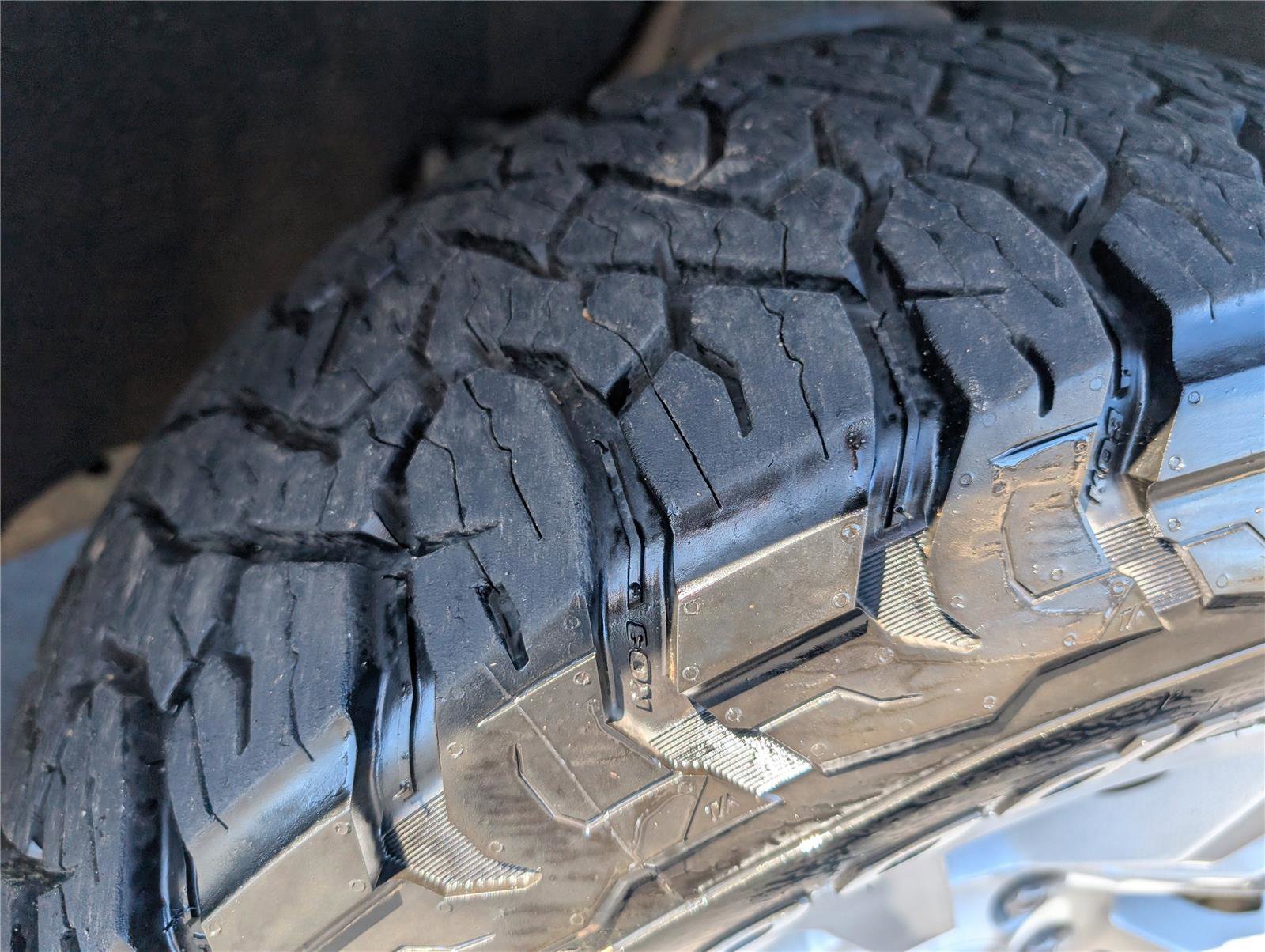 Used 2018 Chevrolet Silverado 1500 LT w/ Texas Edition image 40