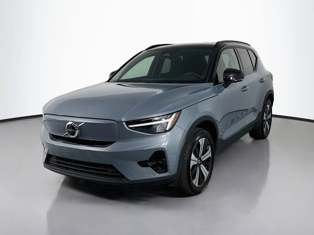 Used 2023 Volvo XC40 Recharge Plus AWD/4WD image 1