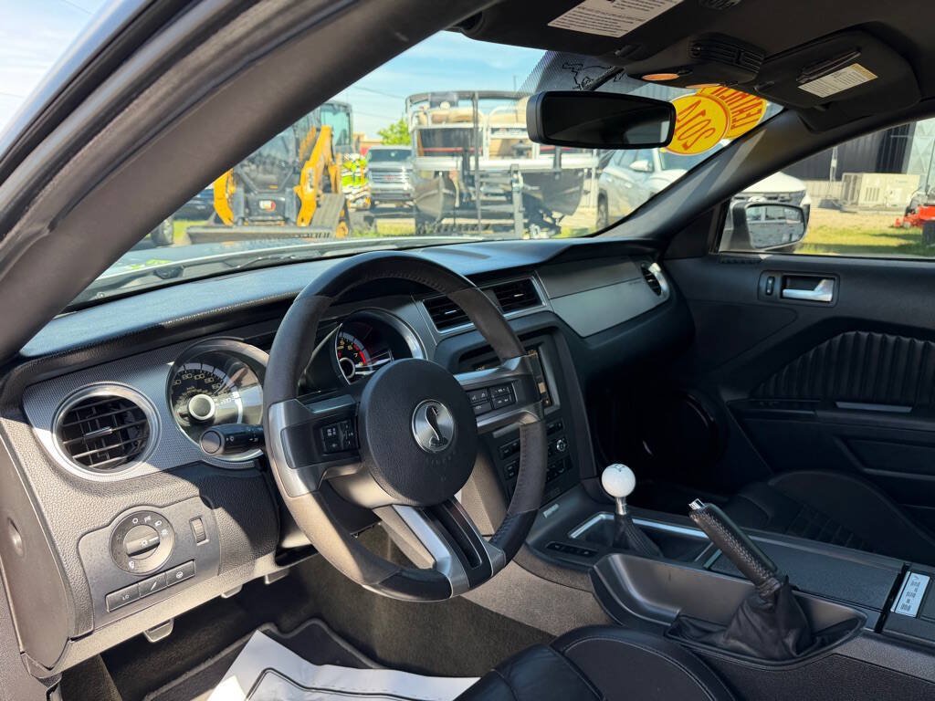 Used 2014 Ford Mustang Shelby GT500 w/ Equipment Group 821A RWD image 18