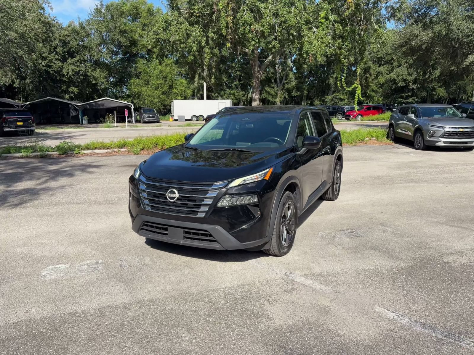 Used 2025 Nissan Rogue SV AWD/4WD image 6