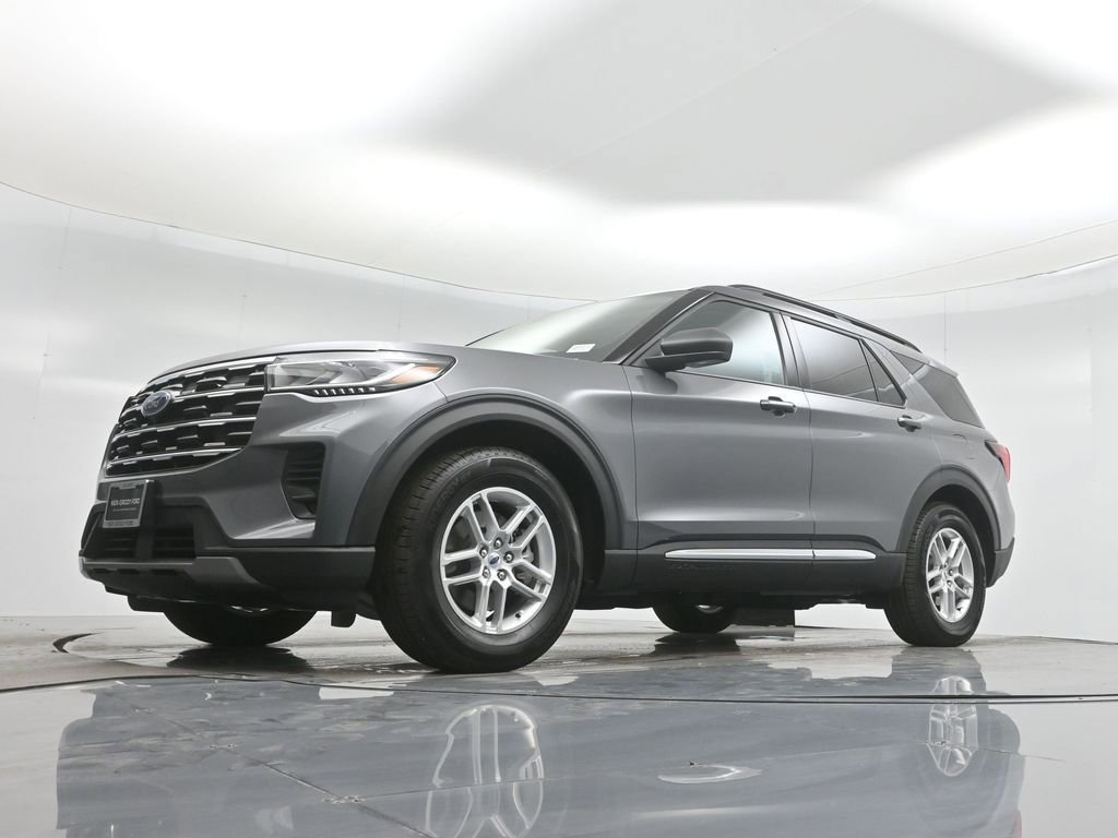New 2025 Ford Explorer Active image 46