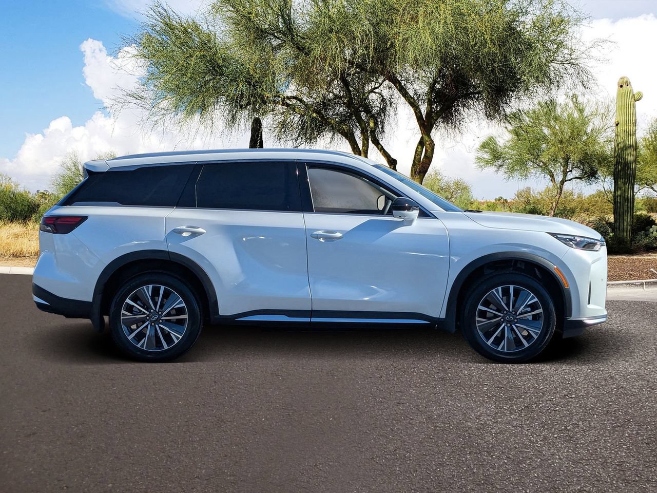 New 2026 INFINITI QX60 Luxe w/ Cargo Package FWD image 6