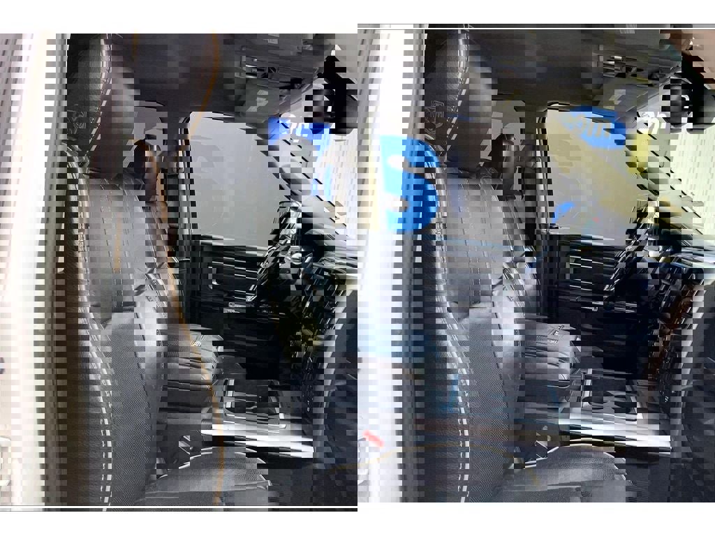 Used 2015 RAM 2500 Limited image 8