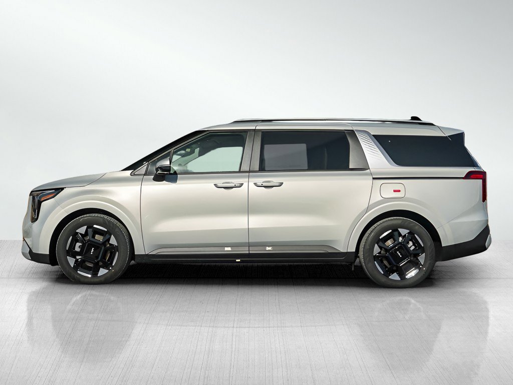 New 2026 Kia Carnival EX FWD image 4