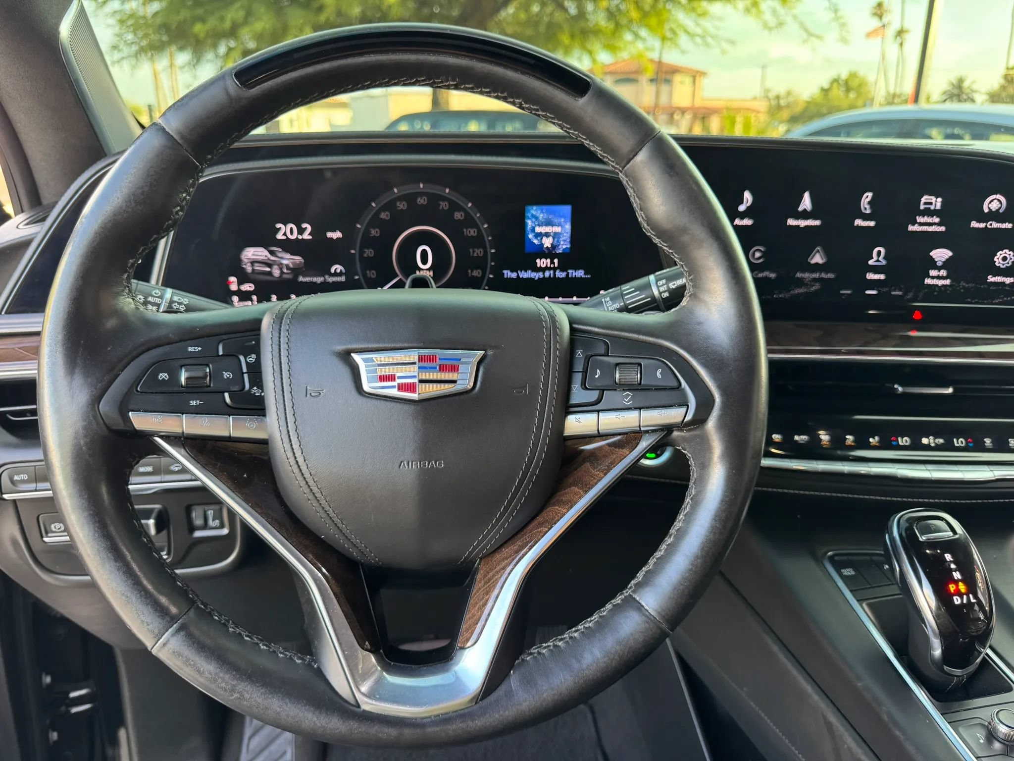 Used 2021 Cadillac Escalade Sport Platinum AWD/4WD image 20