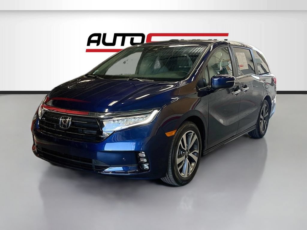 Used 2024 Honda Odyssey Touring image 3