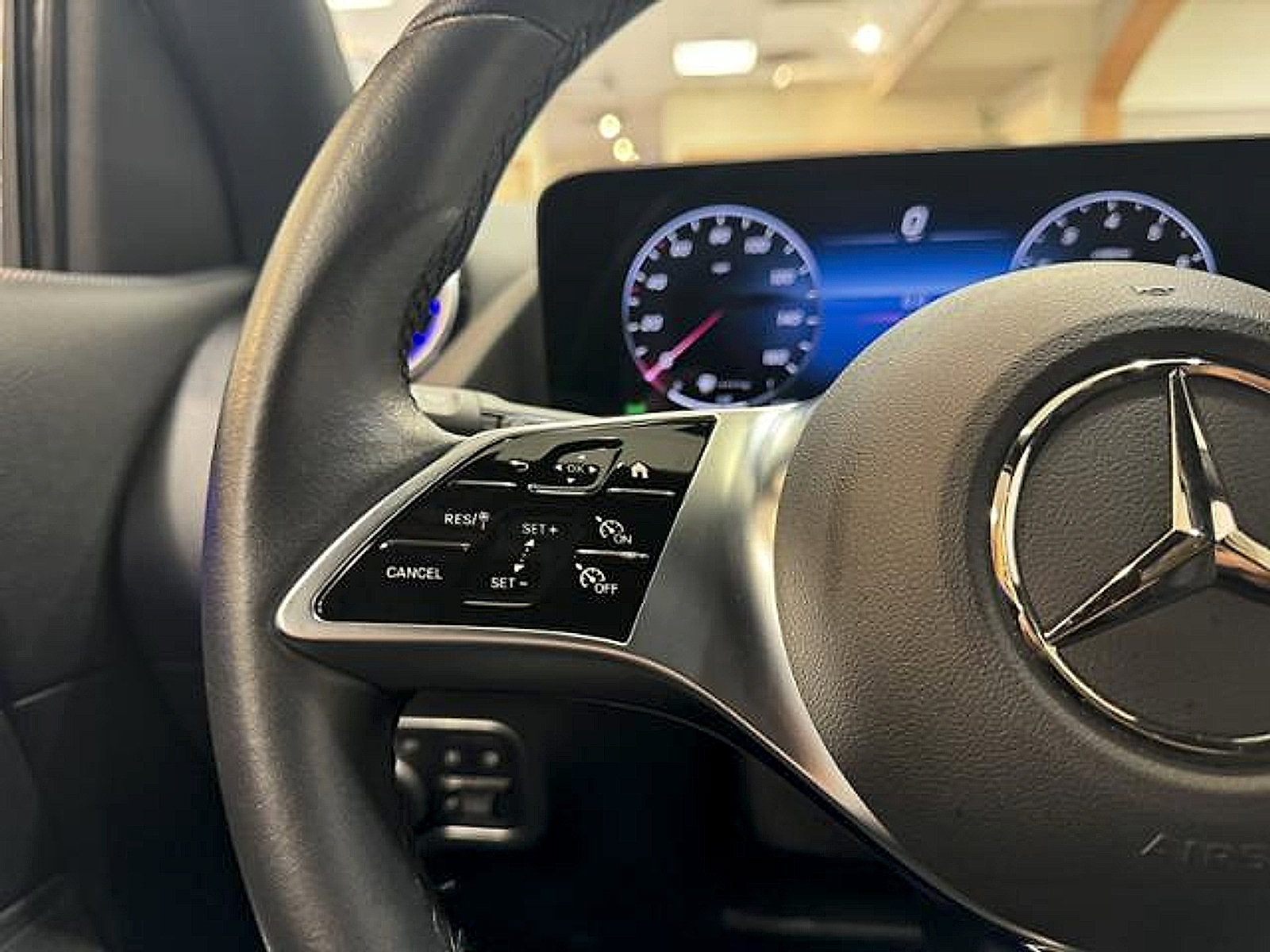 Used 2025 Mercedes-Benz GLA 250 image 18