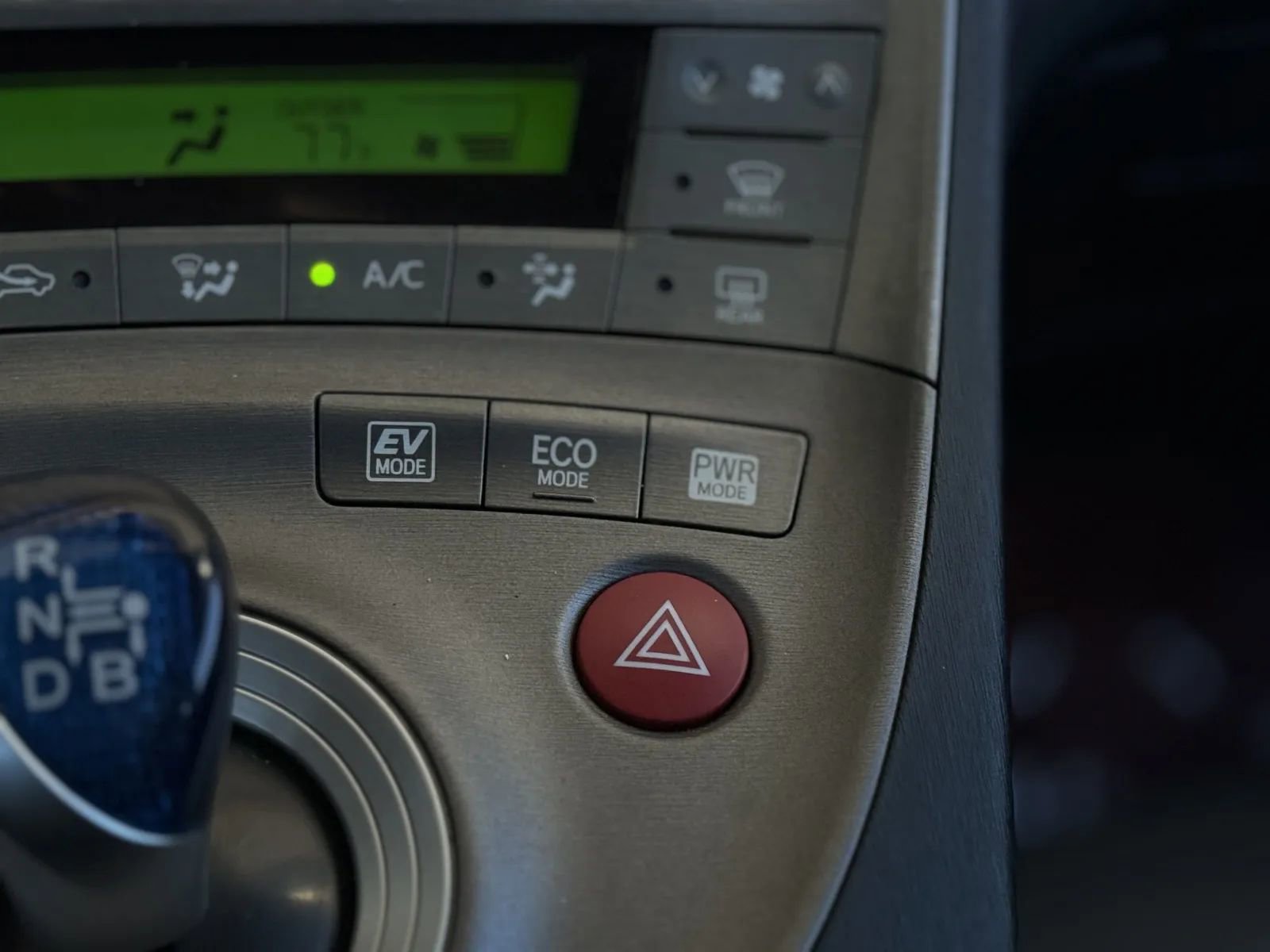 Used 2014 Toyota Prius Four w/ Protection Package image 32